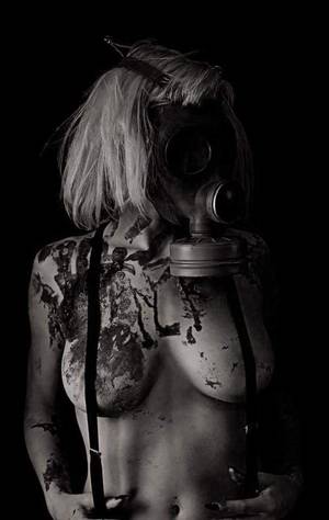 Gothic Gas Mask Girls Porn - Sexy gasmaske