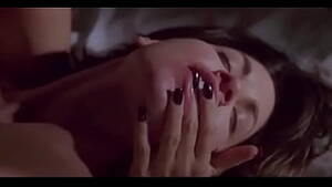 gina gershon lesbian - Gina Gershon & Jennifer Tilly - Bound - XNXX.COM