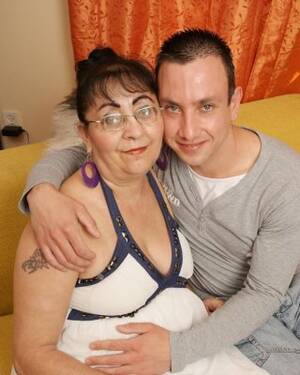 mama fuck boy - Chubby mama fucking her boy toy Porn Pictures, XXX Photos, Sex Images  #3364625 - PICTOA