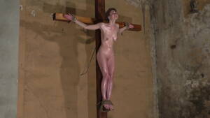 Fucking Hardcore Rough Crucified Women - Crucified Young Woman - XNXX.COM