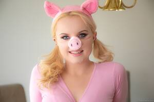 Muppets Miss Piggy Hentai Porn - Miss Piggy : The Muppets 1 - 1/11 - Hentai Cosplay
