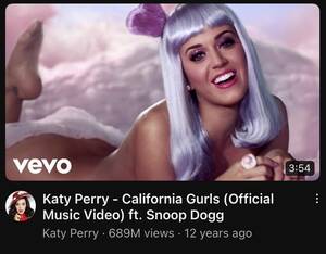 Emma Watson Lesbian Captions - To my fellow lesbians, what made you realize you were a into woman? I'll go  first: : r/actuallesbians