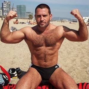 Beach Bear Porn - at the beach with Edu Boxer