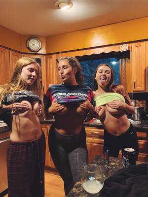 friends flashing webcam - Friends flashing | MOTHERLESS.COM â„¢