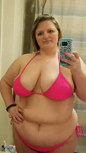 bikini plumper - Plump MILF showing off her new pink bikini (1 more in comments) nudes |  Watch-porn.net