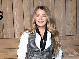 Blake Lively Sexy Outfits - Blake Lively almost played a huge role in Mean Girls