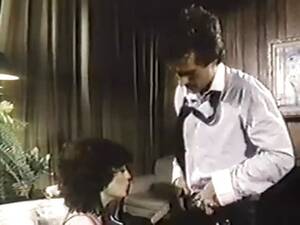 Bisexual 80s Porn Movie - Crazy bisexual threesome sex from the 80s - BUBBAPORN.COM