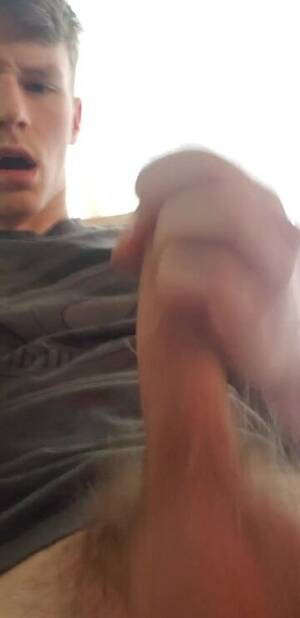 blonde pubes - Jerkoff: gorgeous guy with blonde pubes cumming - ThisVid.com