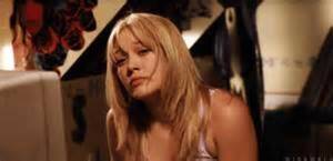 Hilary Duff Shemale Porn - Hilary duff walking away galagif.com