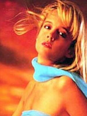 Holly White Porn Hd - Holly White Pornstar Videos - Pornmaki.com