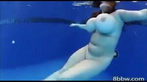 big massive boobs in water - Huge Naturals Under Water - 8bbw.com - XVIDEOS.COM