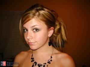 lovely blondie - Lovely Blondie ChiX