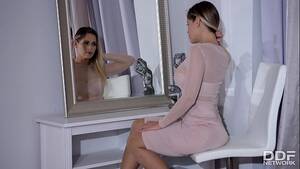 Hardcore Heels Porn - Endless legs & sexy high heels of Vittoria Dolce lead to hardcore anal fuck  - XVIDEOS.COM