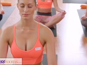 Cartoon Yoga Instructor Porn - FitnessRooms Groups yoga session ends with a sweaty creampie