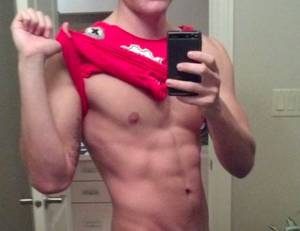 Gay Revenge Porn - ... from the Center for Innovative Public Health Research found that 1 in  25 Americans say they've been confronted and/or threatened with revenge porn,  ...