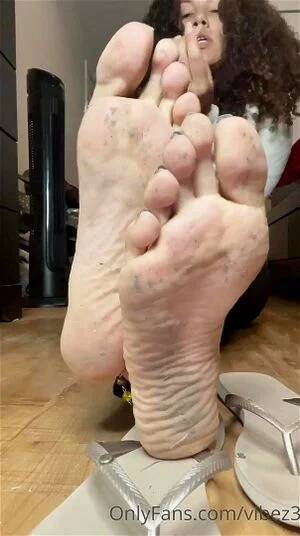 filthy foot worship - Dirty Feet Porn - Stinky Feet & Sweaty Feet Videos - SpankBang