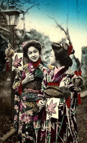 Japanese Wife Sex Okinawa Passed - Two geisha passing a lamp post in the park -- Happy Smiles and Festive  Kimono by Okinawa Soba