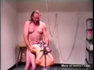 Murder Porn Bondage - static.heavy-r.com/scr/b7/44/92/b74492f47c06607_7....