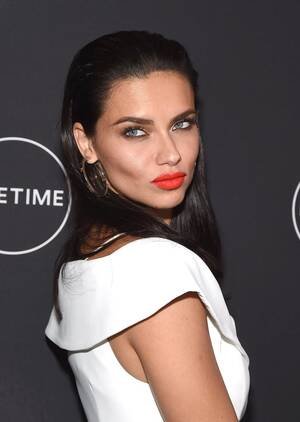 Adriana Lima Full Sex Tape - Adriana Lima Pictures | POPSUGAR Latina