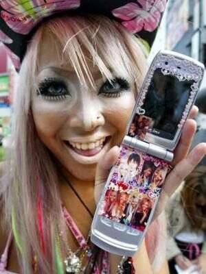 Ganguro Schoolgirl Porn - Gyaru Culture: Yone-san and the Cult of Egg Magazine â€” sabukaru