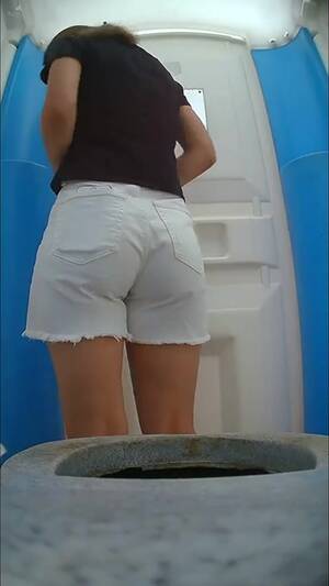 christian girls voyeur - Porta potty rear view 3 - ThisVid.com