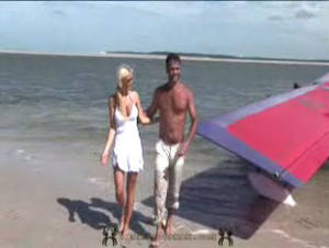 caylian curtis hardcore beach sex - Caylian Curtis Beach Sex Guy Cums Twice