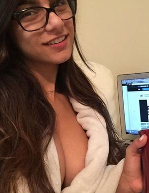 Lebanon Actress Porn - Mia Khalifa ,The beautiful lebanese actress - Tibba