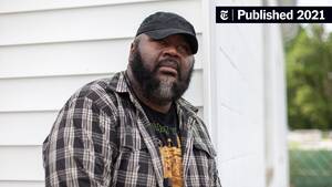 Kimberly Harris Faulkner Porn - S.A. Cosby, a Writer of Violent Noirs, Claims the Rural South as His Own -  The New York Times