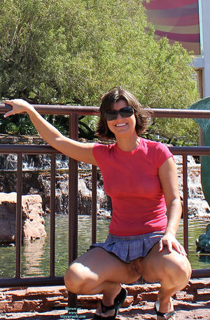 no panties upskirt voyeur - Pic #1 Amateur upskirt: Vegas - No Bra, No Panties, No Problem