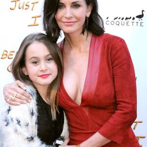 Courteney Cox Naked Porn - Courteney Cox's Daughter Coco Is Growing up to Be Like Her Mom