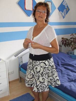 Mature Granny Glasses - Granny Glasses Porn Pics - PornPics.com