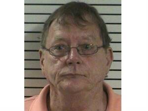 Forced To Watch - Deputies: Man forced children to watch porn with him