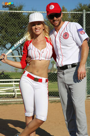 Hd Softball Porn - Hot assed teen softball player Stevie Shae gets fucked hard after the game  - HD Porn Pictures