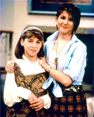 Jennifer Aniston 3d Demon Sex Slave - (1990) Mayiam Bialik & Jennifer on set of 'Molloy'