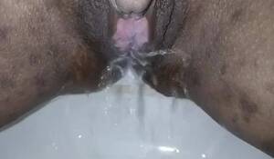 huge ebony clits peeing videos - Ebony Woman With a Massive Clit Peeing - ThisVid.com