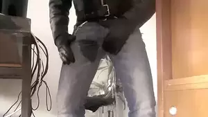 jeans piss - piss jeans Gay Porn - Popular Videos - Gay Bingo