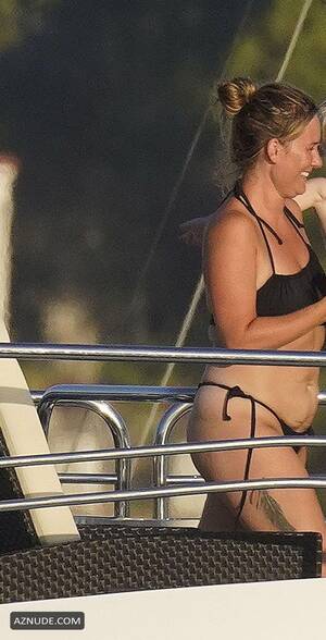 Devlin Nude Tits - DEE DEVLIN Nude - AZnude