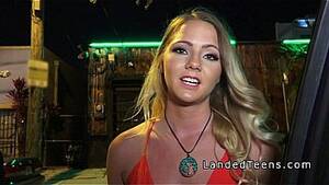 Beautiful Blonde Stranger - Gorgeous blonde teen fucks stranger - XNXX.COM