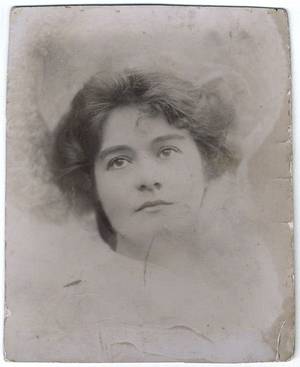 Martin Y Mae Ribbon Porn - BIRDY-ACT 1 Self-portrait of Lallie Charles real name Charlotte Elizabeth  Martin, early Older sister of Rita Martin. Lallie and her sister became the  most ...