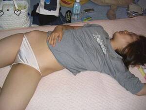 home voyeur gallery - Voyeur in the Home! ! 50 voyeur images of daughter-in-law and sister,  sister who was taken in the chance to be alert in the house - 17/49 - Porn  Image