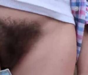 Blowjob And Hairy Pussy - Hairy pussy and a blowjob by the girlfriend out in public | Cumlouder.com