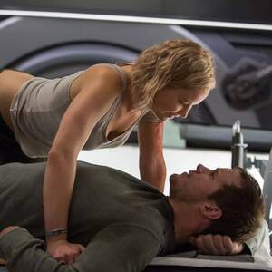 Jennifer Lawrence Sex Porn - Jennifer Lawrence 'hated' sex scene with co-star who she felt 'so guilty'  romping with - Daily Star