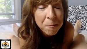 granny cum in mouth - Hot Granny Closeup Juicy Blowjob Shows Cum Mouth - Pornhub.com