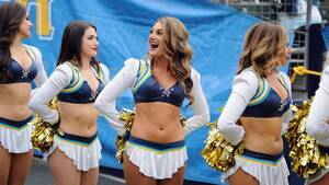 Carrying Cheerleader Porn - NBA cheerleaders reveal dark side to glamorous profession - NZ Herald