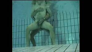 Gay Pool Porn Underwater - 480 278 q9RGVCsaAo - XVIDEOS.COM