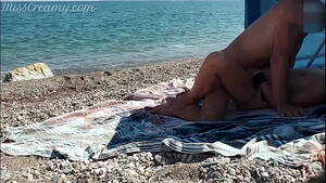 Beach Amateur French - French Milf Amateur Fucks on Nude Beach public to stranger with Cumshot -  MissCreamy Â· XNXX.com.se Free Porn Online! 3GP MP4 Mobile Sex XXX Porno  Videos!