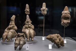 Canaanite Porn - Birth Rites in Canaan: The Enigma of the Nude Female Figurines - Israel  News - Haaretz.com