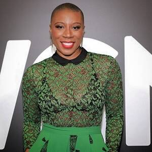 Aisha Hinds Porn - Bald actress: Aisha Hinds | Haircut, headshave and bald fetish blog
