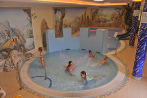 free pure nudism pics - Children's pool, sauna - Family Hotel Zauchenseehof with family spa