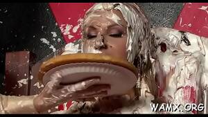 Lesbian Messy Food Fetish - Premium food fetish oral - XVIDEOS.COM